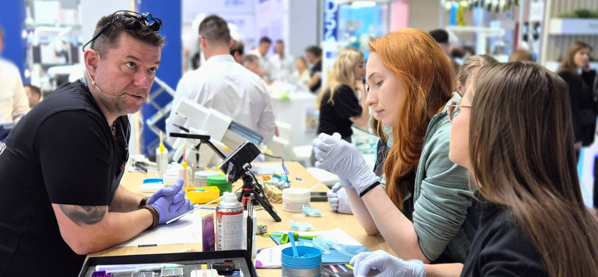 Stoisko Meditrans podczas targów Krakdent